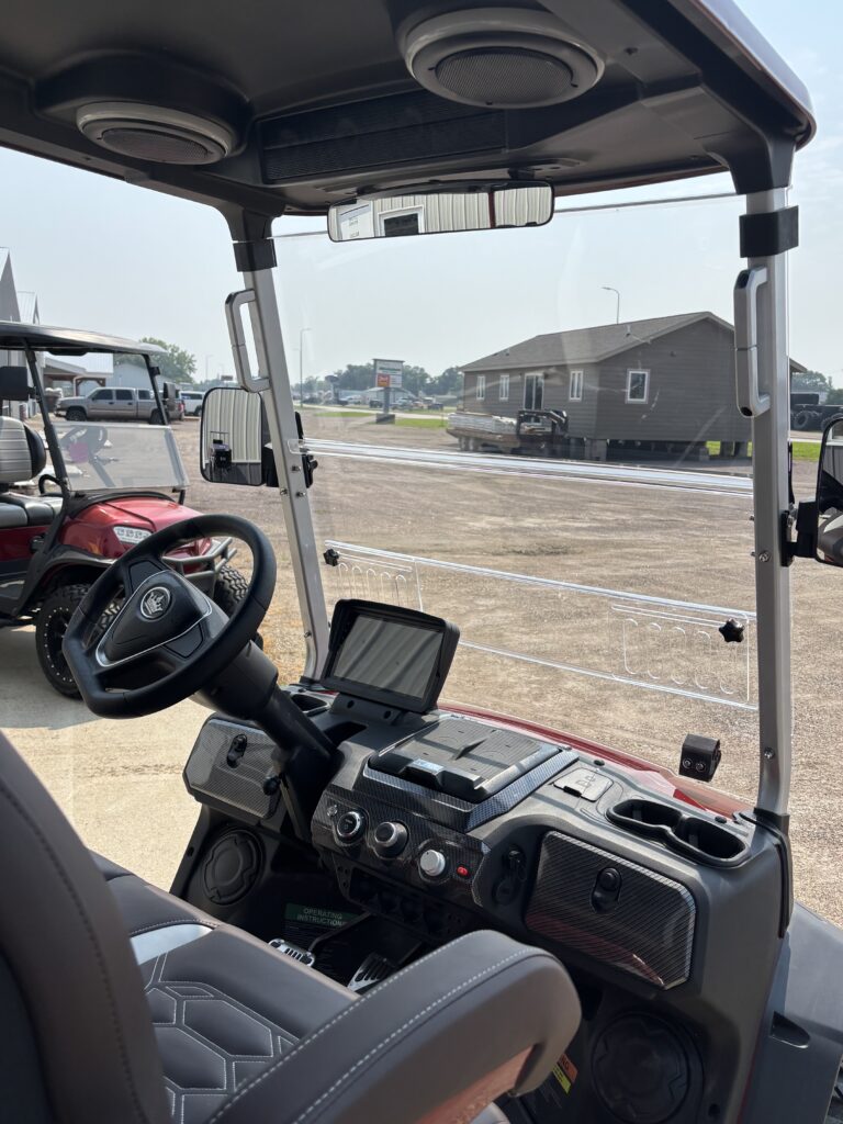 2025 Evolution D-Max XT4